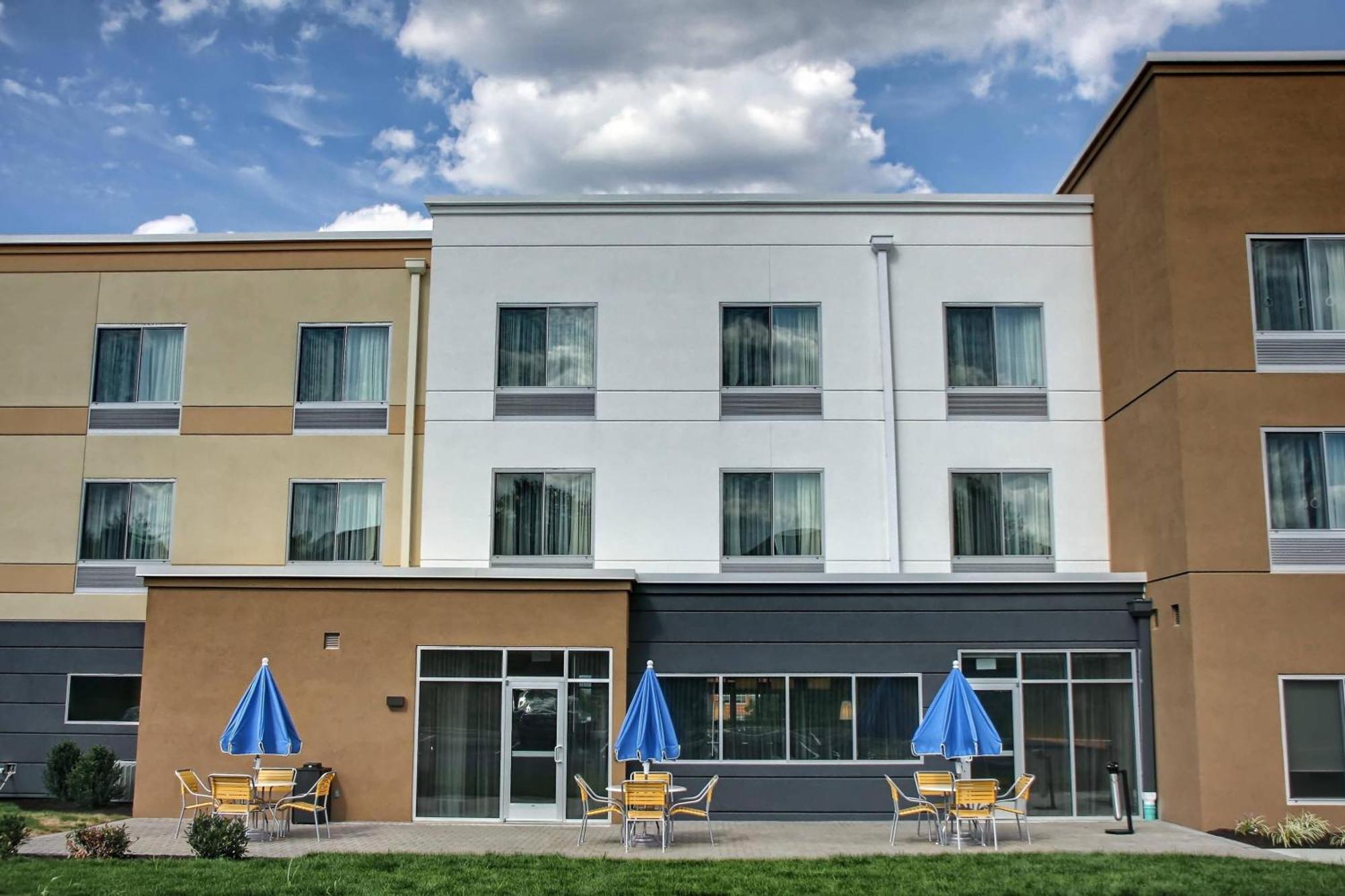 Fairfield Inn & Suites By Marriott Reading Wyomissing Екстериор снимка